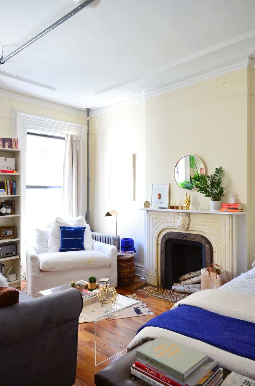 House Tour A Dreamy 400 Square Foot Brooklyn Studio Apartment Therapy